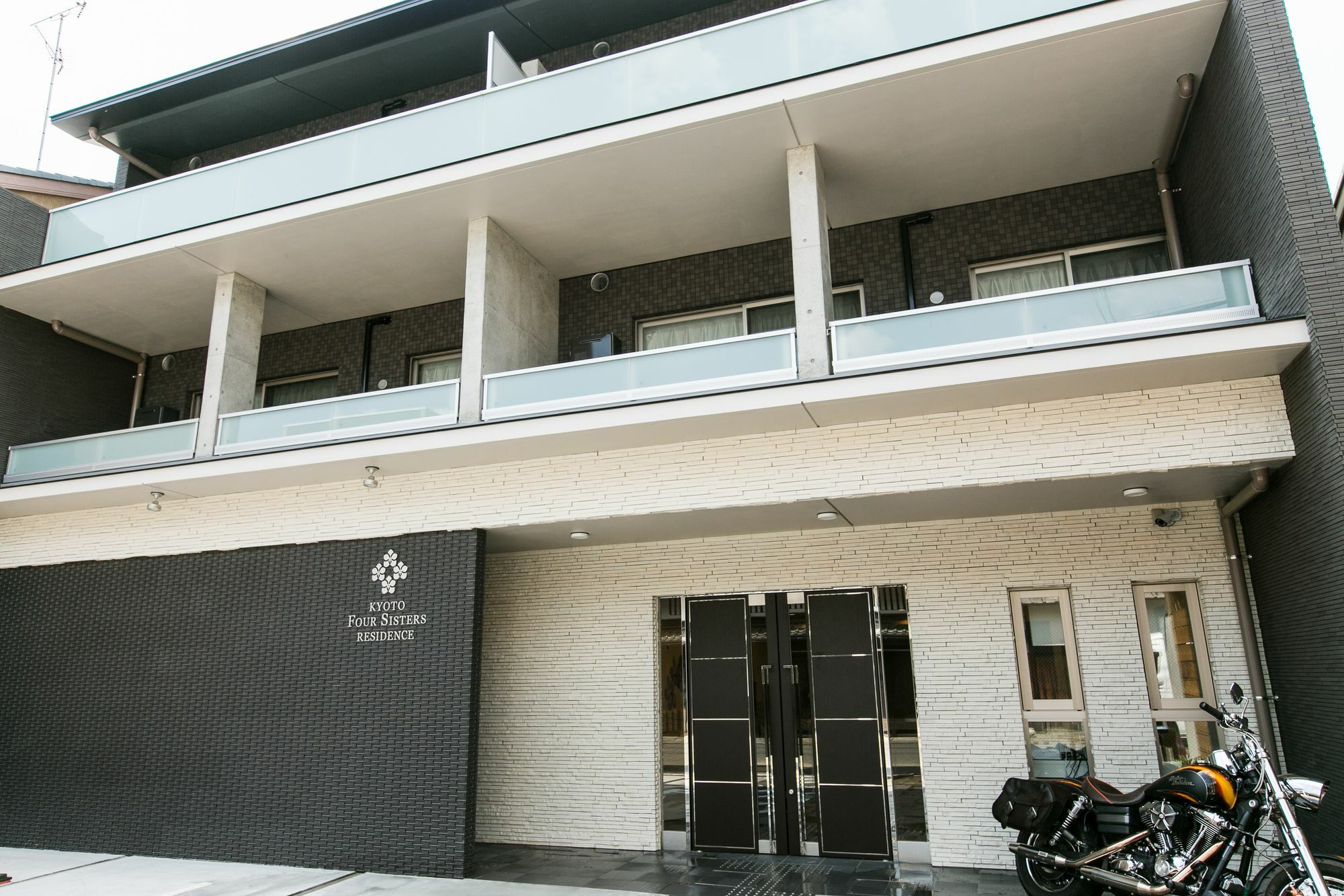 Kyoto Four Sisters Residence Bagian luar foto
