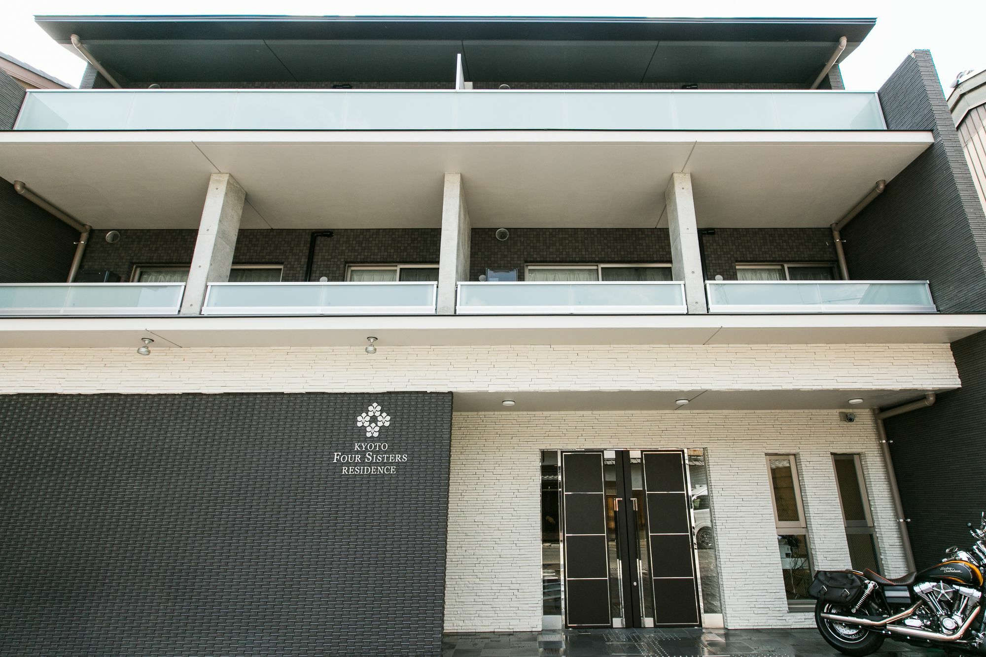 Kyoto Four Sisters Residence Bagian luar foto